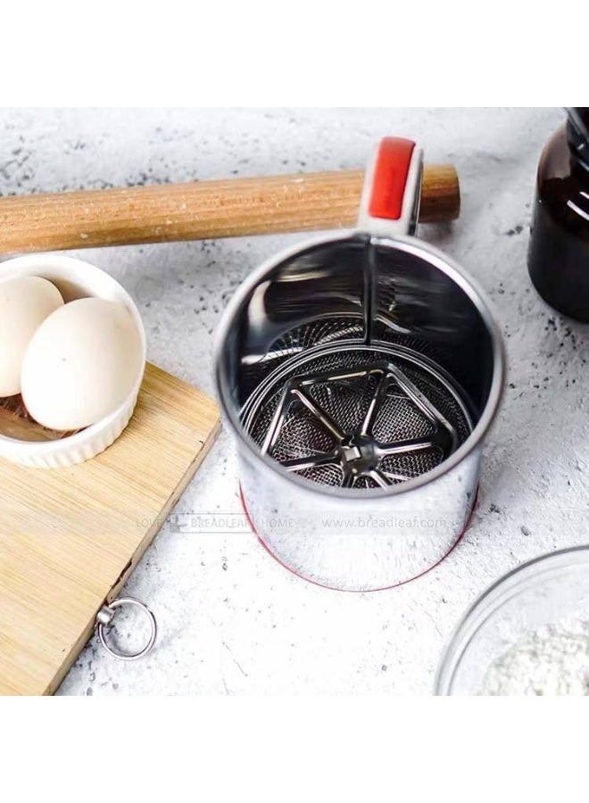 A practical and elegant manual sieve for sifting flour, caster sugar, and spices – high-quality, rust-resistant material for everyday kitchen use. - Image 5